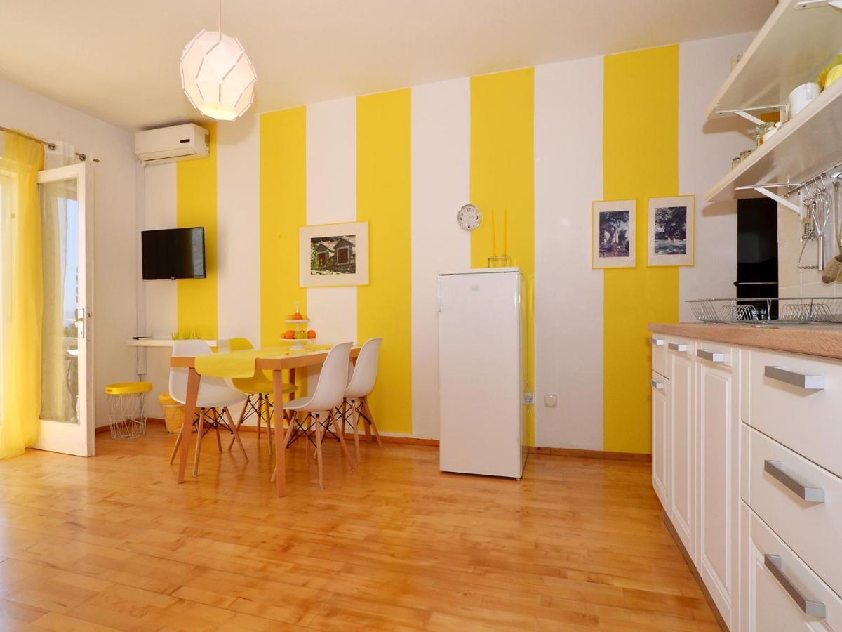 Apartments Newway Bol Exterior foto